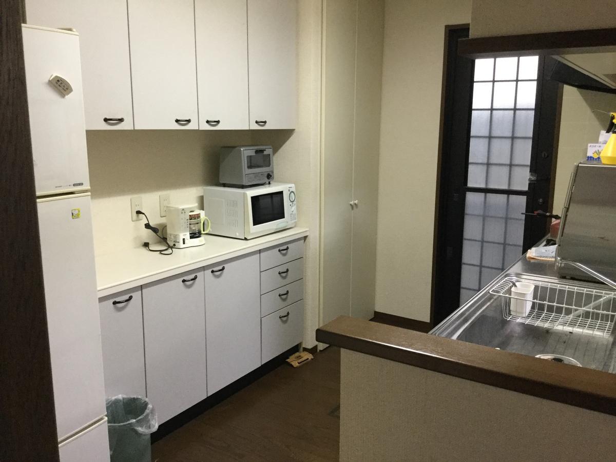 Guesthouse Cosmo Tokushima Esterno foto